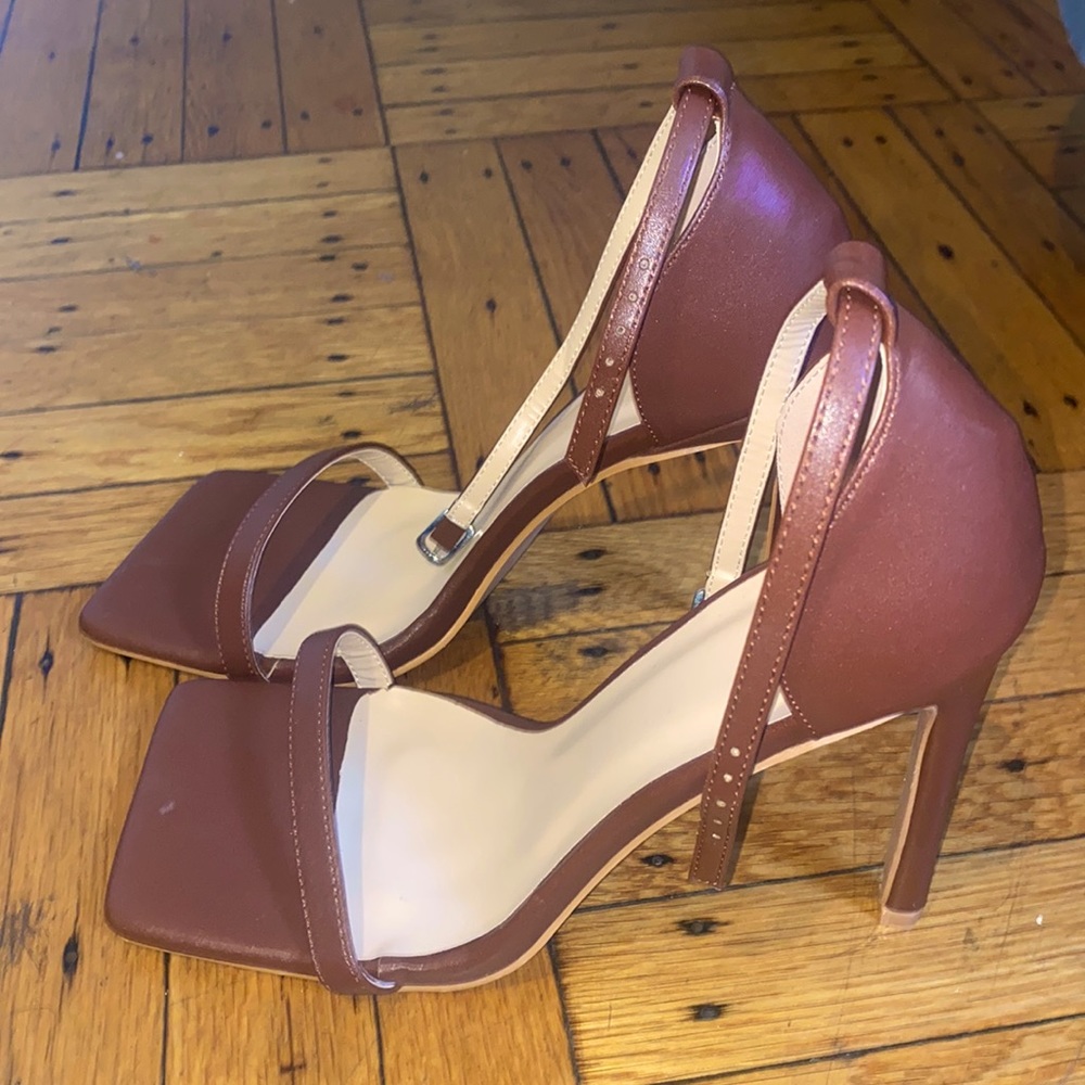 Brown One Strap - image 2